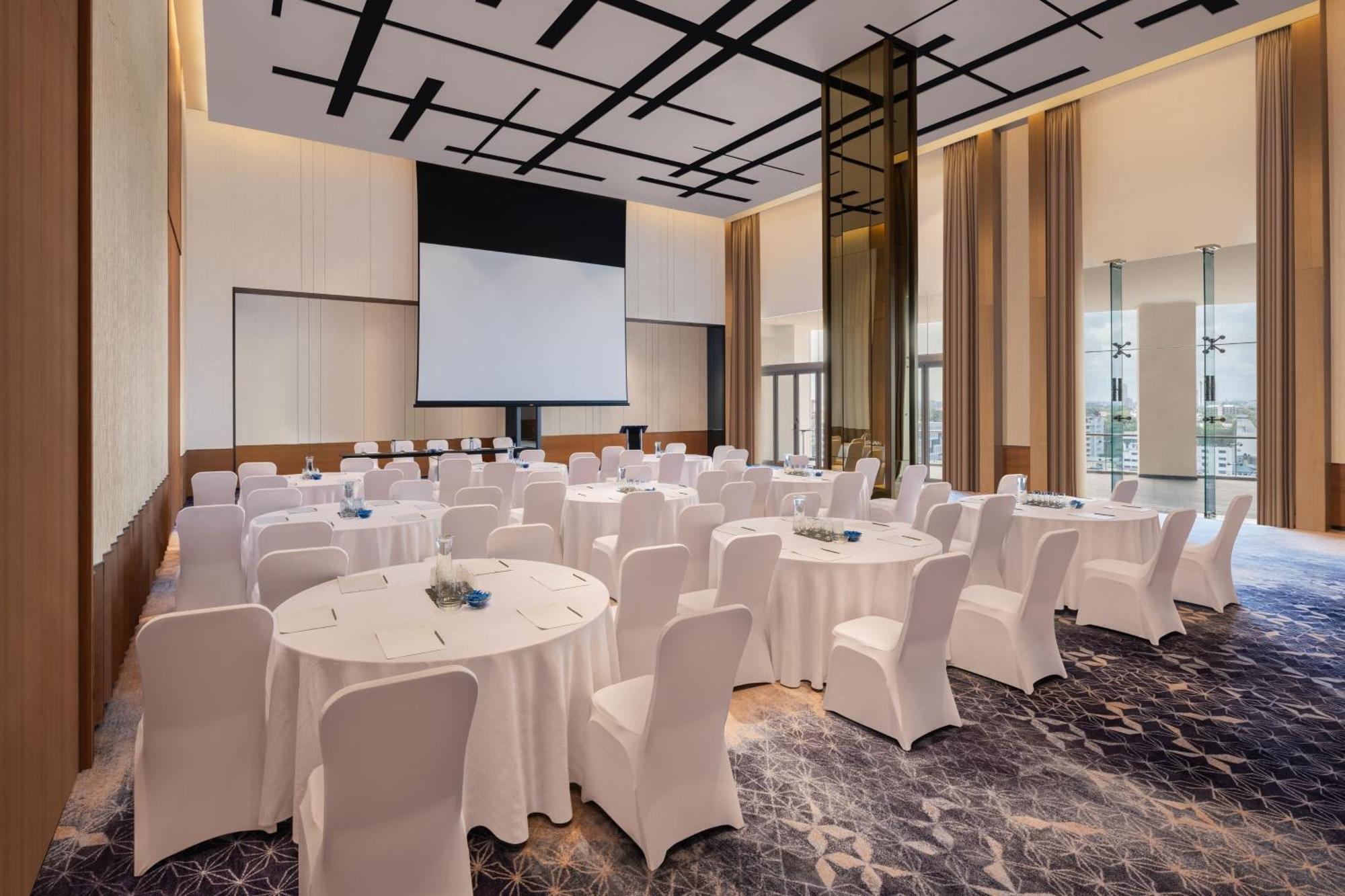 Courtyard By Marriott فندق كولمبو