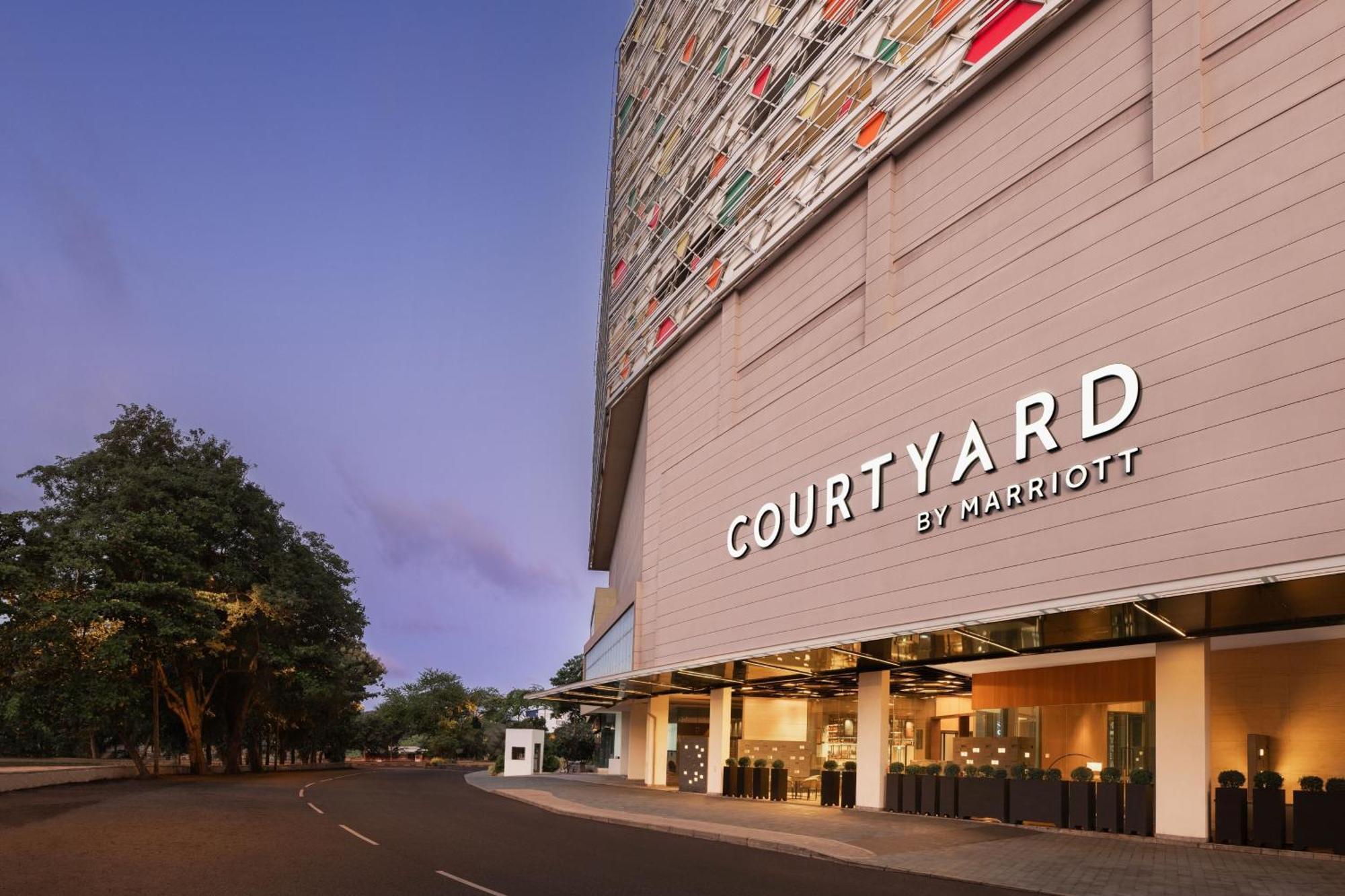 Courtyard By Marriott كولمبو